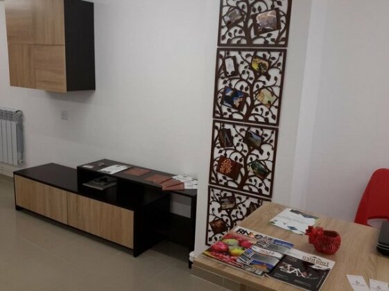 Guest House West Yerevan - Photo3