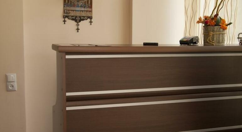 Hin Yerevantsi Hotel - Photo3