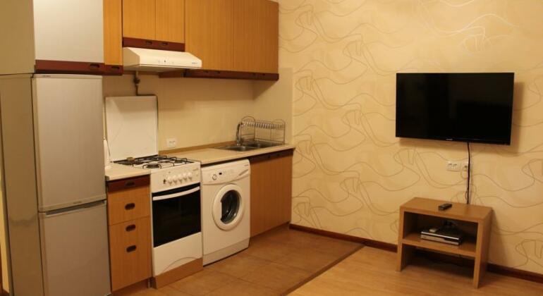 Kentron Sakharov Square Apartment - Photo2