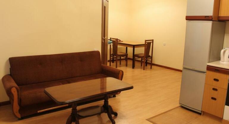 Kentron Sakharov Square Apartment - Photo3