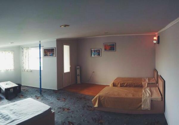 LeMarz Hostel - Photo2