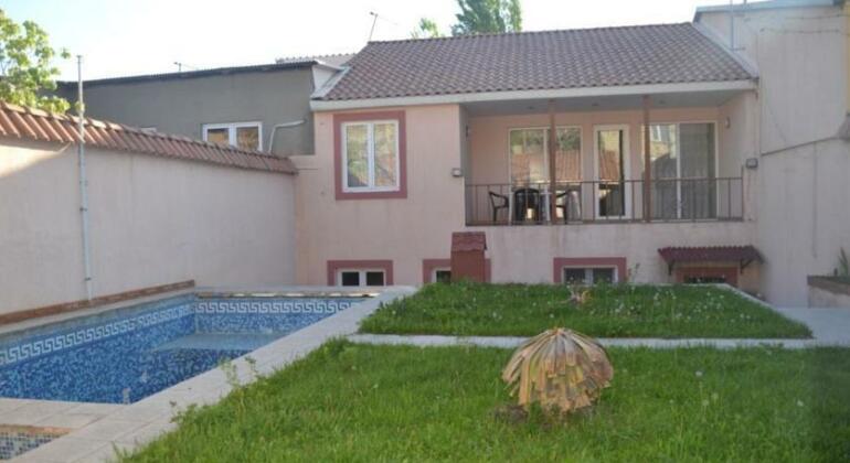 Nork-Marash Villa - Photo2