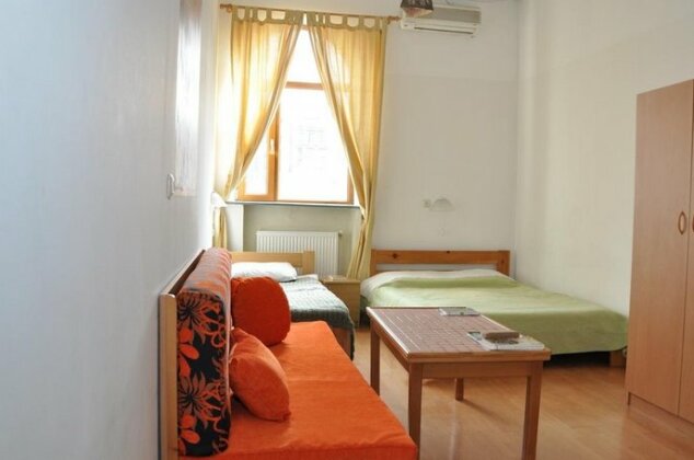 Parev Doon Guest House - Photo5