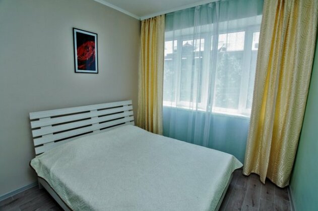 Service Yerevan Apartments Yerevan - Photo4
