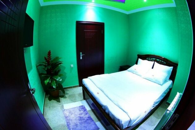 Sochi Plaza Hotel - Photo3