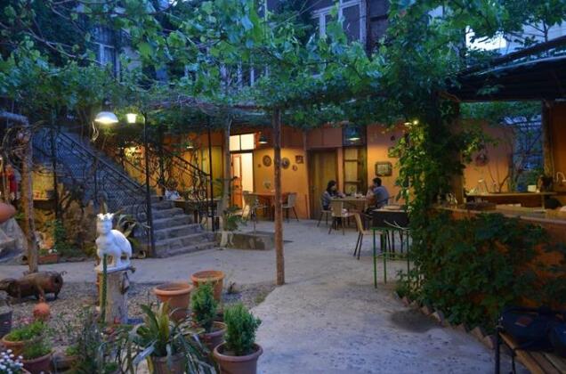 Travelers Hostel Yerevan - Photo2