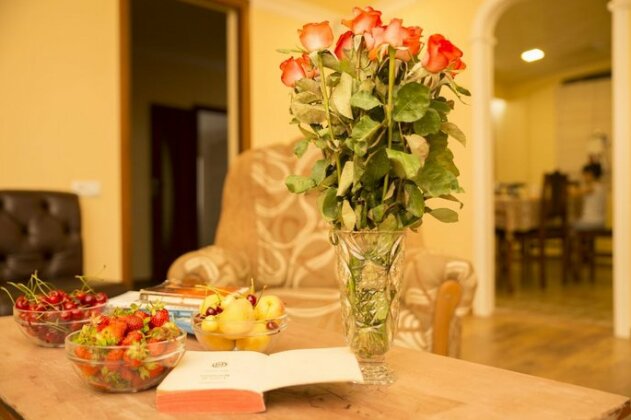 Your Hostel Yerevan - Photo2
