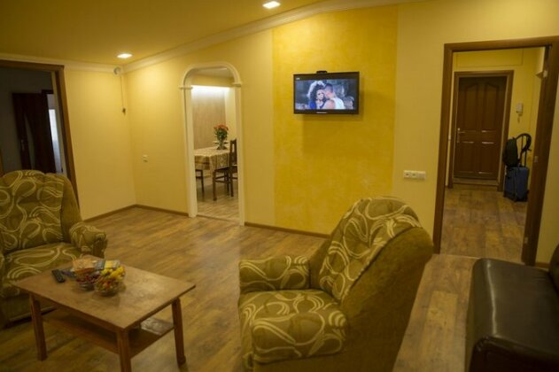 Your Hostel Yerevan - Photo5