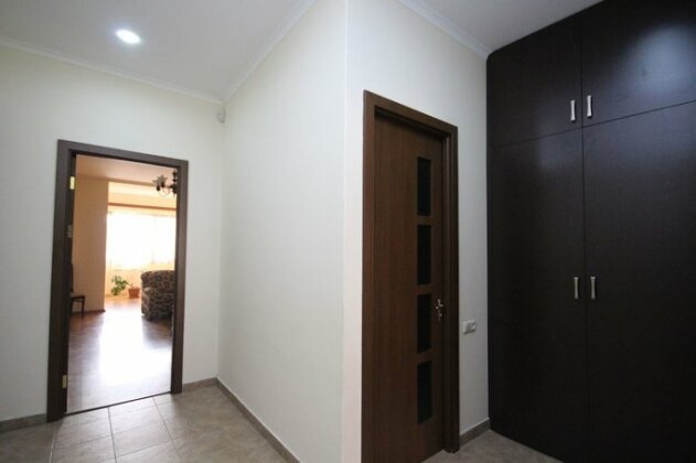 ZARA Apartment Yerevan - Photo3