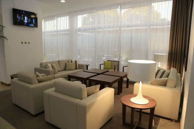 Fly Hotel Luanda - Photo2