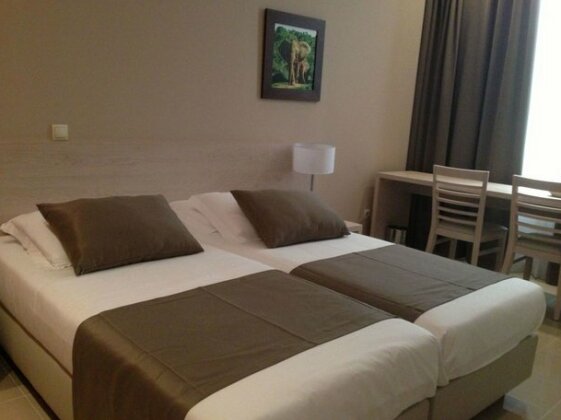 Fly Hotel Luanda - Photo4