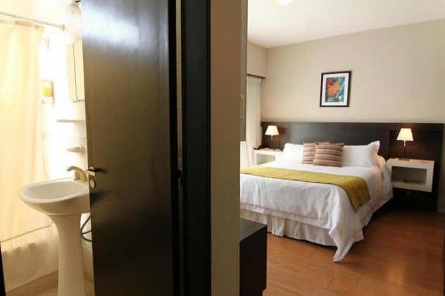 646 Hotel Balcarce - Photo4