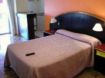 Embassy All Suites Hotel - Photo5