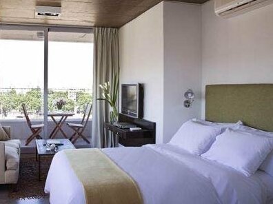 Hollywood 2 Suites - Photo3