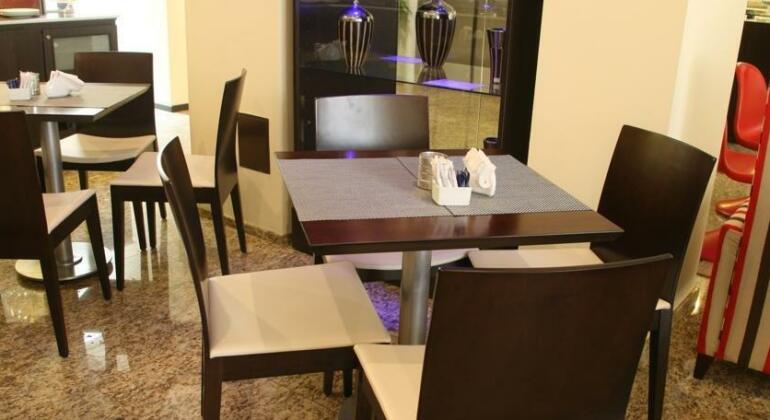 Zoom Apartments Hotel Boutique - Photo2