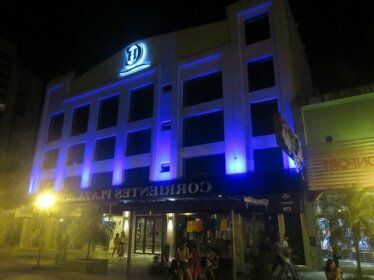 Hotel Corrientes Plaza