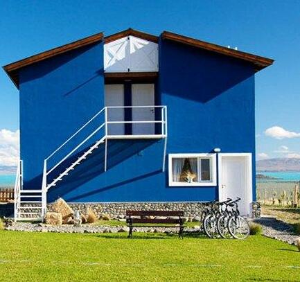 Casa Azul Familia Patagonica