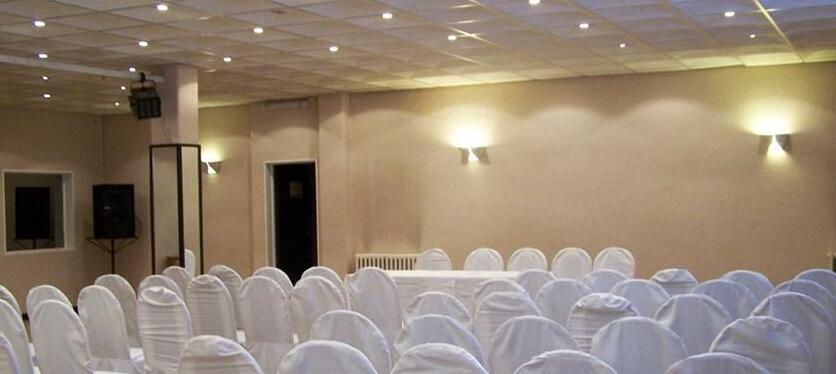 Hotel Rayentray Tehuelche - Photo3