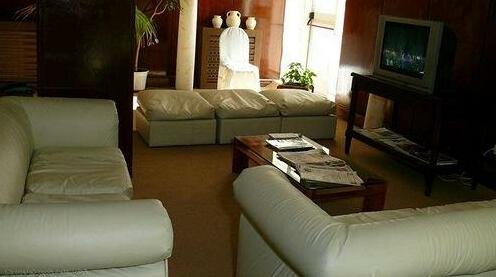 Hotel Rayentray Tehuelche - Photo4
