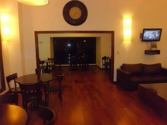 Howard Johnson Express Inn Ituzaingo - Photo4