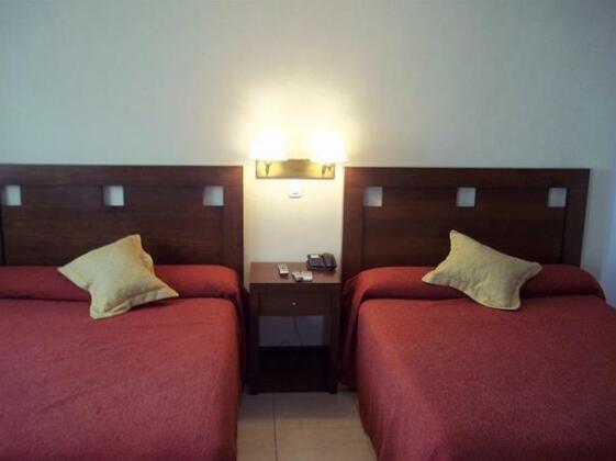 Howard Johnson Express Inn Ituzaingo - Photo5