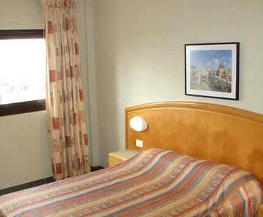 Hostal del Sol - Photo2