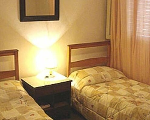 Bellville Hotel - Photo2