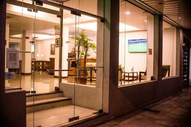 Hotel CyR - Photo4