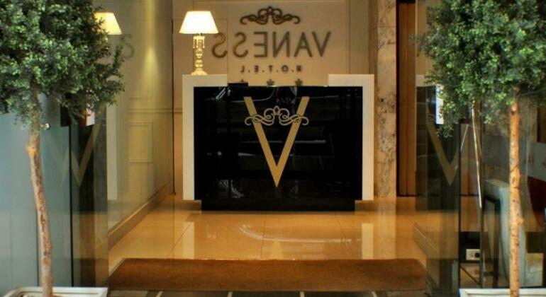 Hotel Vaness - Photo3
