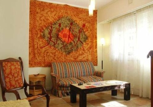 Rebbel Hostel - Photo5