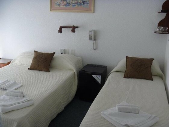 Lugra Hotel - Photo2