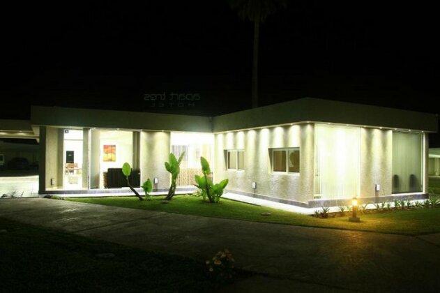 Apart Tres Hotel - Photo3
