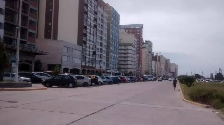 Hotel Carama - Photo2
