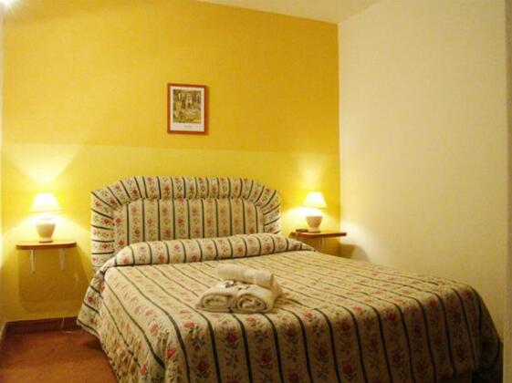 Hotel Tres Arroyos - Photo5