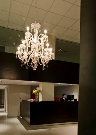 Austral DP Suites - Photo4