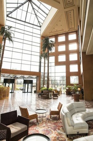 Sheraton Pilar Hotel & Convention Center - Photo3