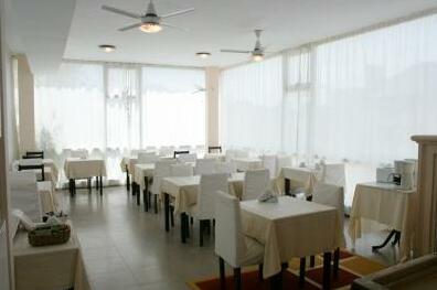 Hotel Arte Del Rey - Photo3