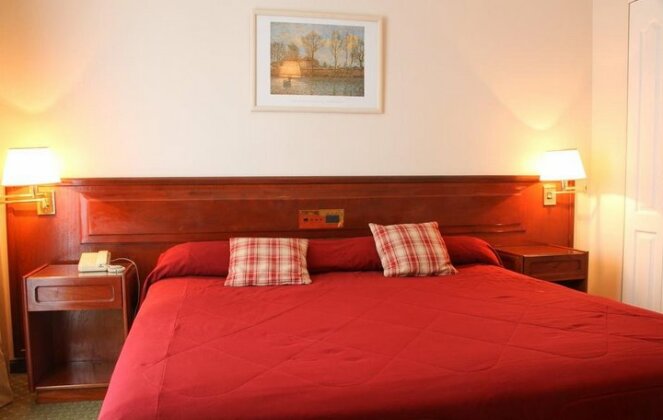 Hotel Reviens - Photo5