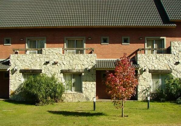 Valeria House Rental Suites - Photo5