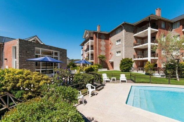 Victoria Village - Photo2
