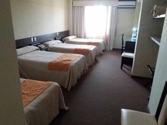 Hotel Cuatro Plazas - Photo3