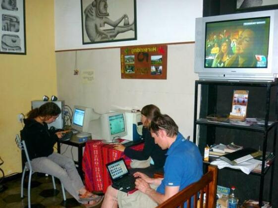 7 Duendes Base - Photo4