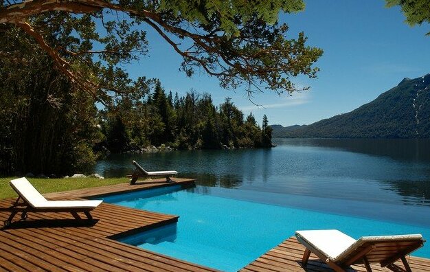 Luxury Villa Lake Front -Bariloche - Photo4
