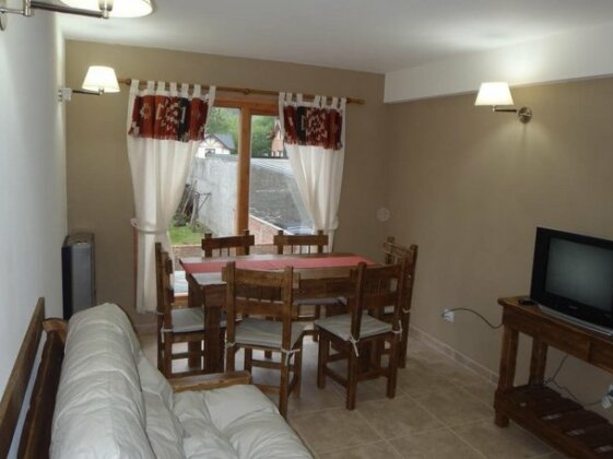 Falkner 8 - Photo2