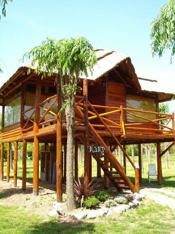 Cabanas Manantiales de Obligado