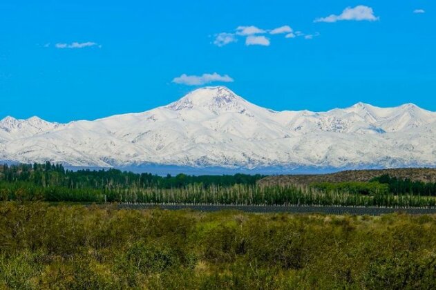 Tupungato Excursiones & Turismo - Photo2