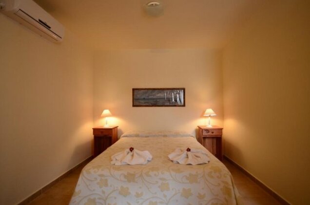 Cerros de la Villa - Photo3