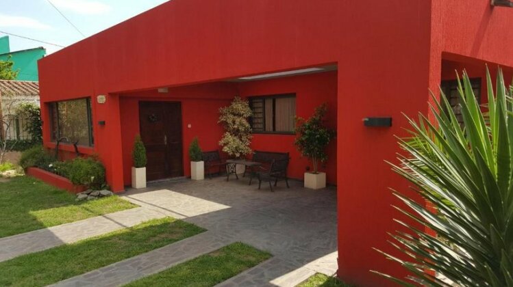Red House Villa Carlos Paz - Photo2