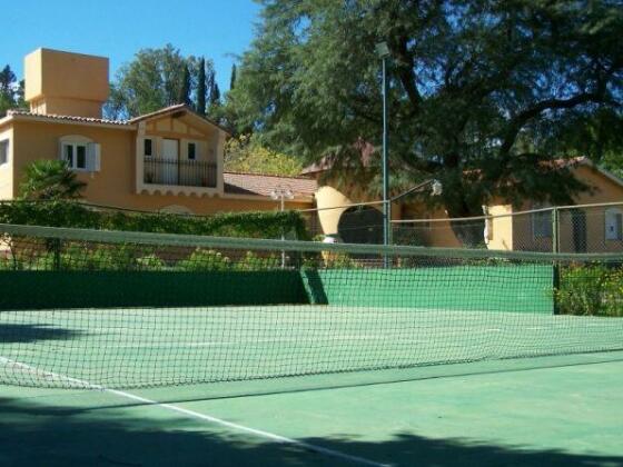 Hostal Victoria Villa Giardino - Photo4