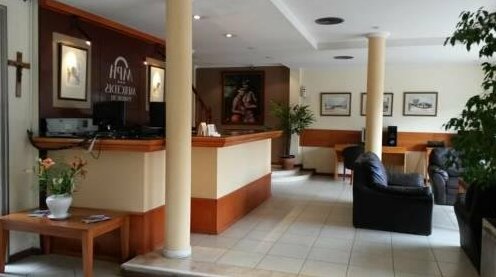 Mercedes Park Hotel - Photo2